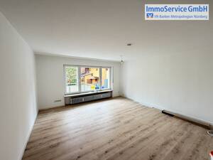 Wohnungspaket mit 5 Eigentumswohnungen mit Garagen und Stellplätzen in gepflegtem 6-Familienhaus. – 90768 Fürth – Vorschaubild 3
