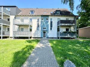 Perfekt für 1 Person: 2-Zimmer-Wohnung mit großem Balkon!