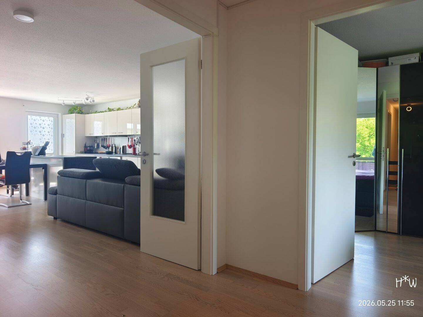 Moderne 4-Zimmer-Wohnung mit 2 Terrassen im Norden Münchens – Nähe BMW FIZ
