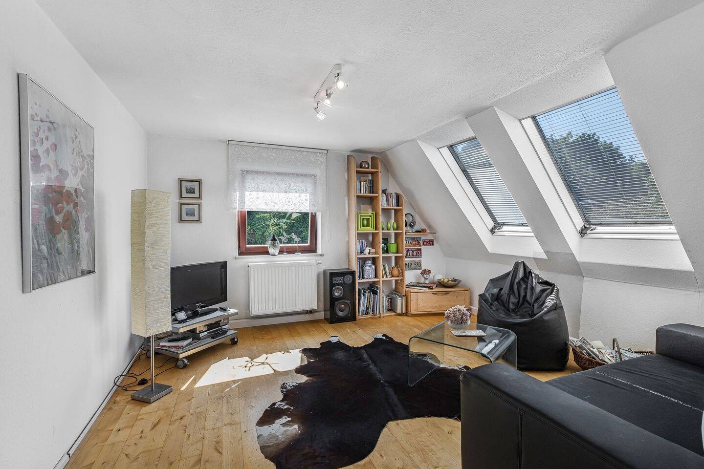 Charmantes Ein-/Zweifamilienhaus mit Gartenoase – München – Vorschaubild 6
