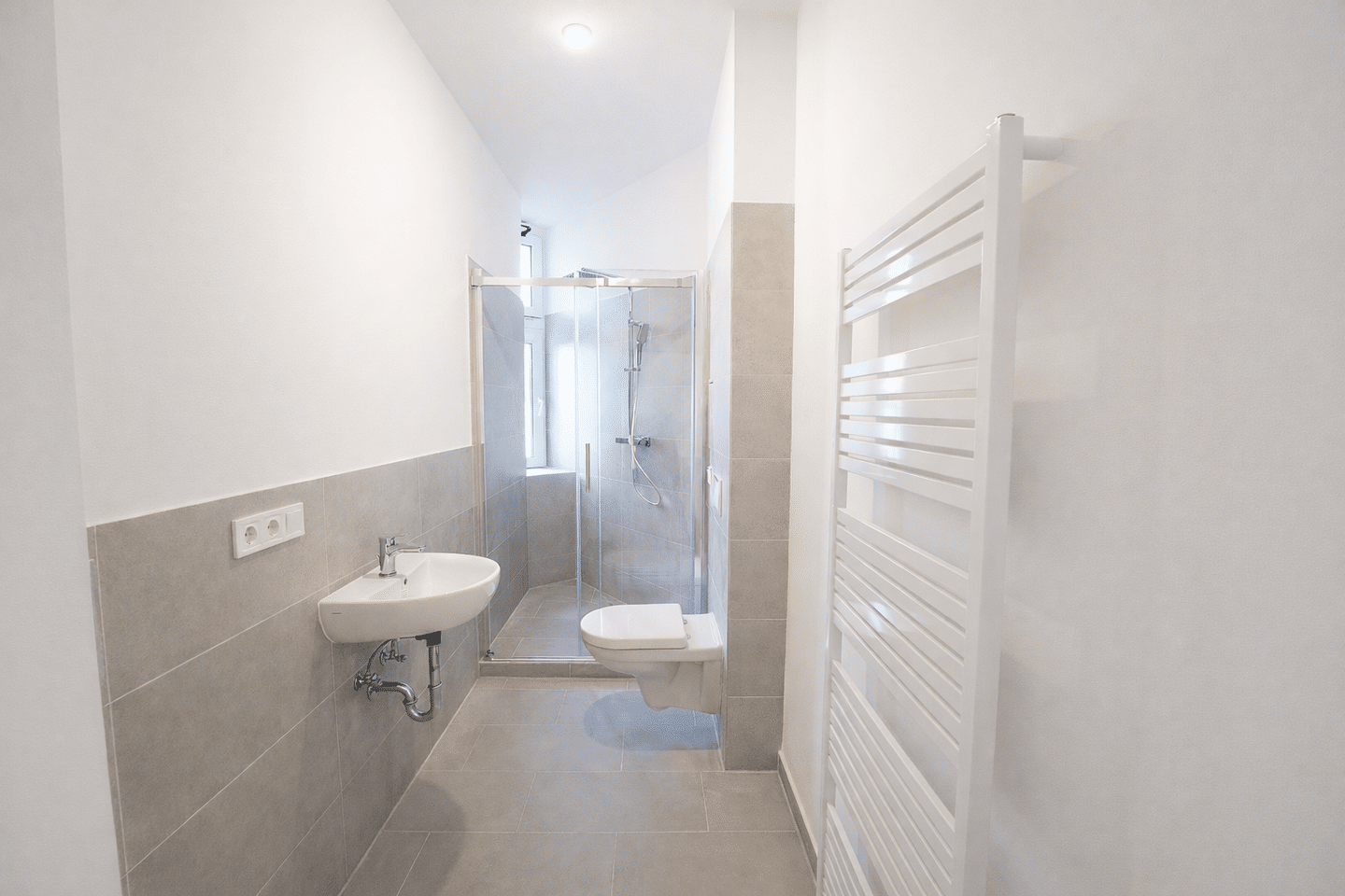 Renovierte Altbauwohnung mit Westbalkon - 1,5 Zimmer voller Charme, bezugsfrei ab sofort (WE40) – Berlin – Vorschaubild 5