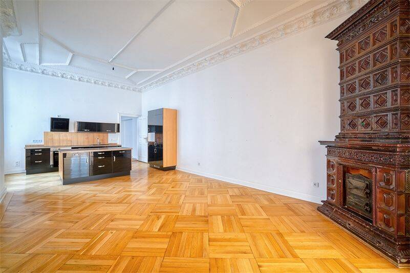 Best of City-West: Stuck, Style & Großstadtromantik – Berlin – Vorschaubild 3