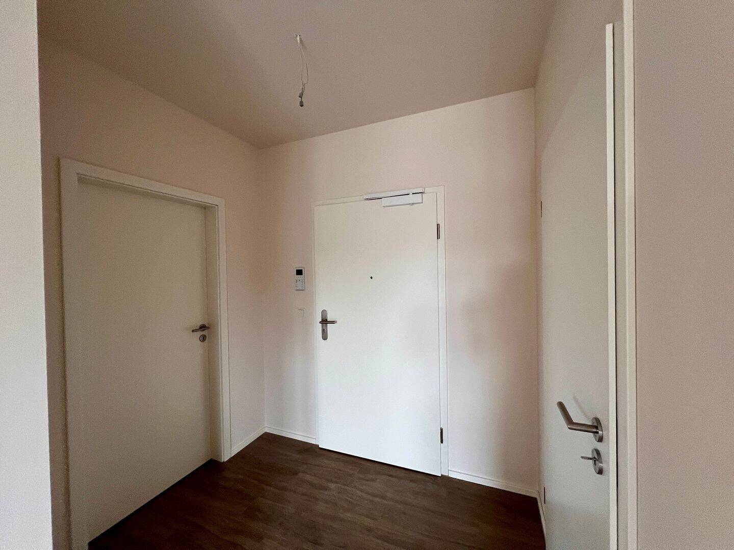 Erstbezug - barrierefreie Wohnung mit EBK & Balkon – Magdeburg – Vorschaubild 4