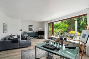 Bremen - Mittelshuchting | Traumhaftes 7-Zimmer-Einfamilienhaus mit Garage, weitläufigem Garten und eigenem See! – 28259 Bremen – Vorschaubild 5
