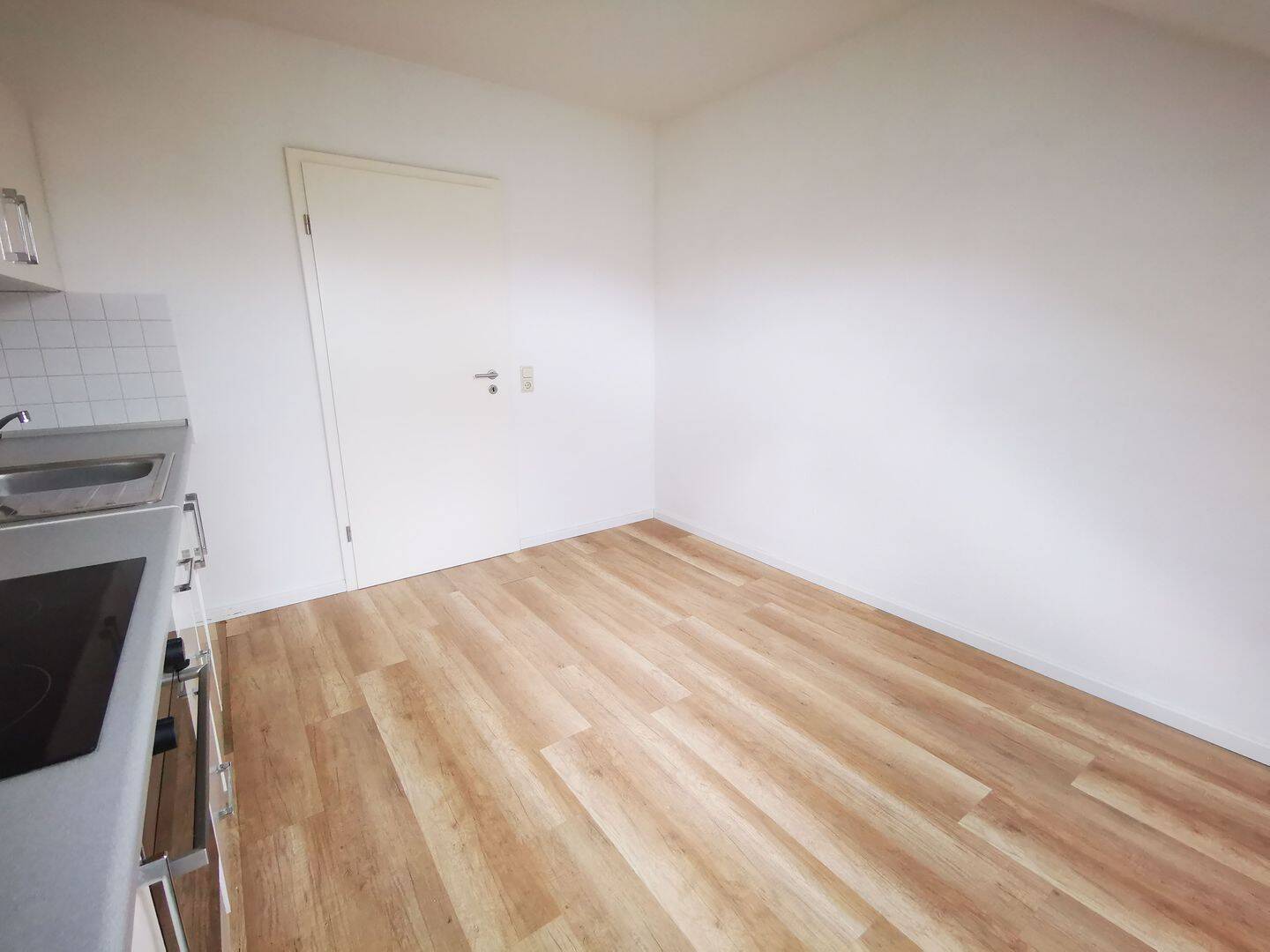 helle 2 Raum Wohnung zum Wohlfühlen – Chemnitz – Vorschaubild 5