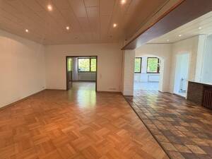 EFH mit ausgebauter Nutzfläche im Souterrain und 2 Garagen – 47803 Krefeld – Vorschaubild 4
