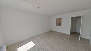 5,4 % IST-Rendite, renovierte 2 Zimmer Wohnung mit Balkon, EBK und Stellplatz – 4209 Leipzig – Vorschaubild 6
