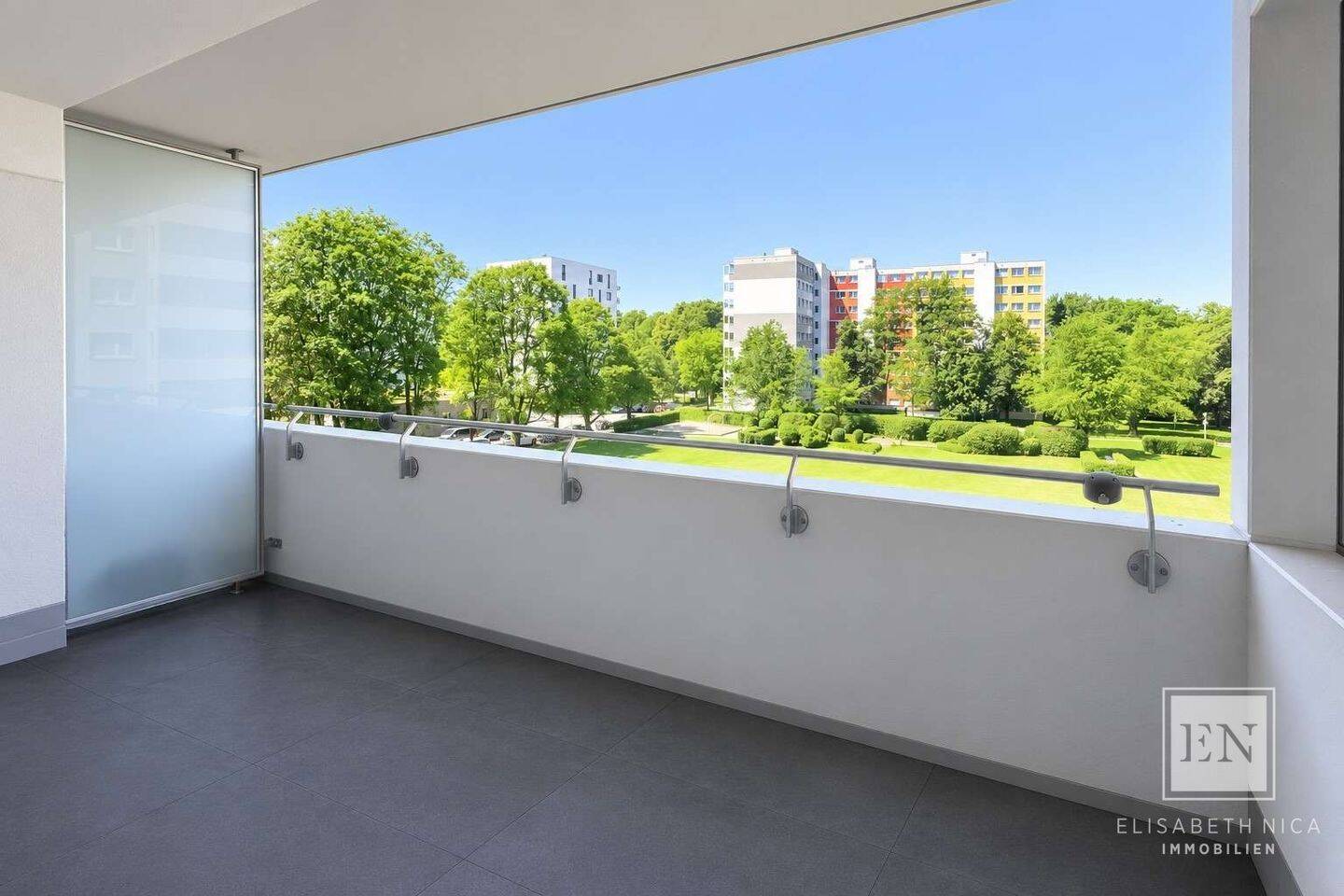 Modernisierte, schicke 2-Zimmer-Wohnung in Ramersdorf – München – Vorschaubild 3