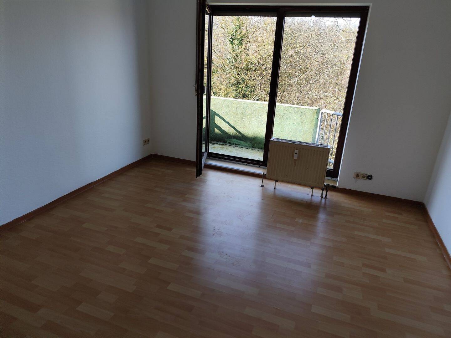 1-Zimmer Wohnung mit Balkon in Trier – Nähe Uni – Nachmieter gesucht – Trier – Bild 1 von 8