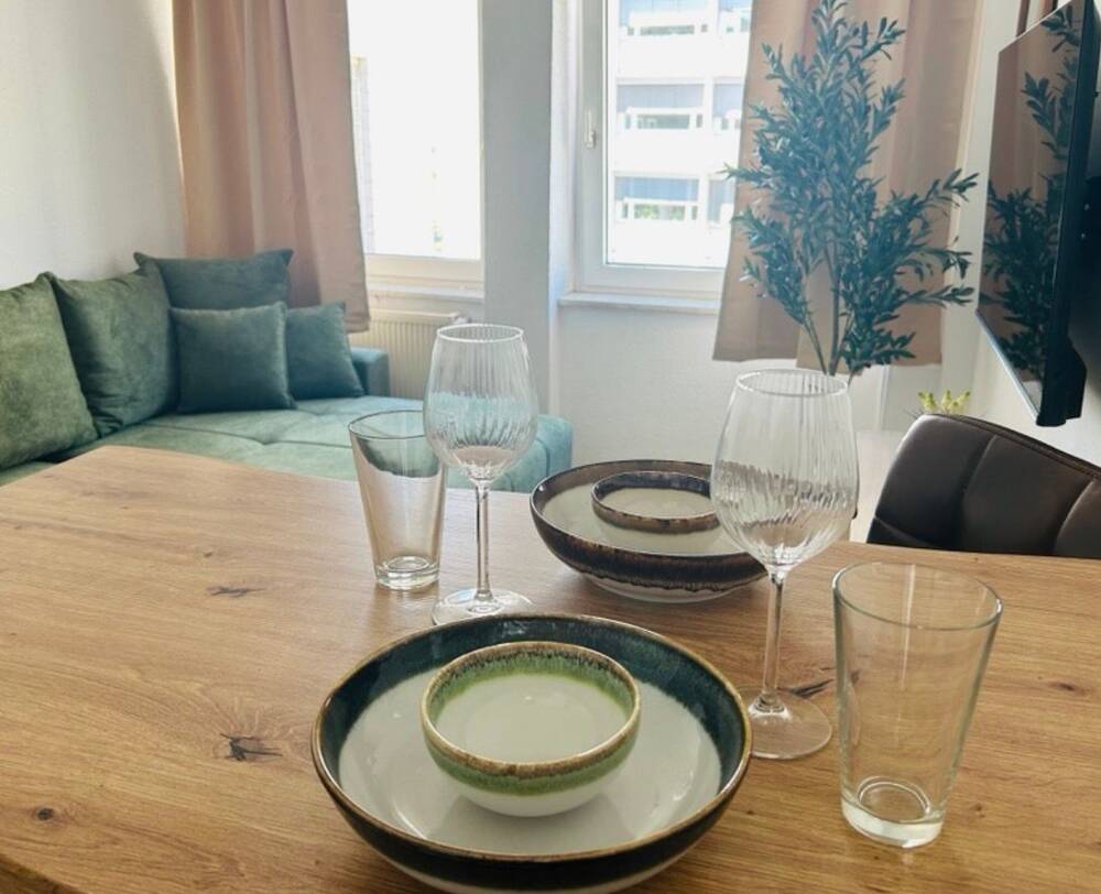 Charmante, frisch renovierte 2-ZKB-Wohnung in zentraler Lage von Saarbrücken – Saarbrücken – Vorschaubild 5