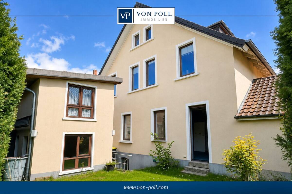 Bielefeld-SIGGI: Sanierungsbedürftiges ZFH | 195 m² Wfl + Spitzboden und Hinterhaus – 33615 Bielefeld – Bild 1 von 9