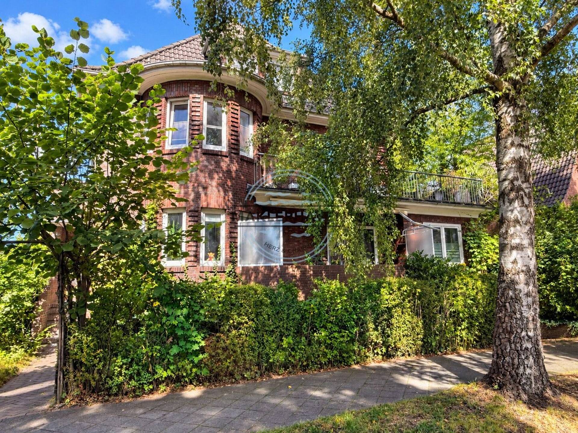 Mehrfamilienhaus in 26382 Wilhelmshaven mit 255 m² kaufen