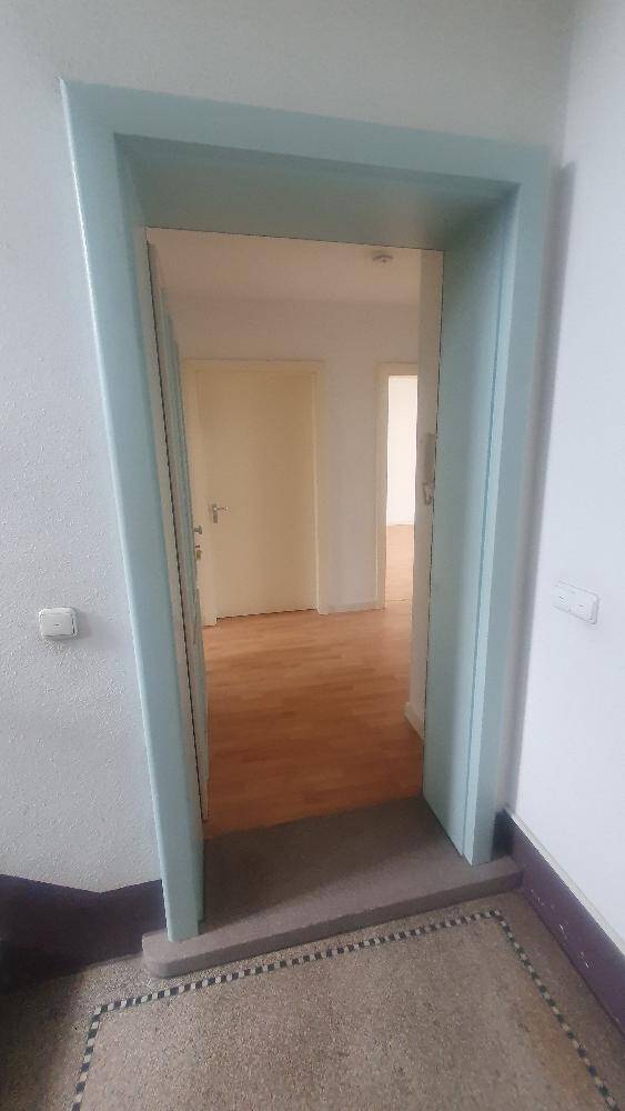 Zentrum Brühl 2 Zimmer großem Badezimmer – Chemnitz – Vorschaubild 2