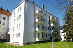 Ideal für Paare: 3-R-Wohnung mit großem Esszimmer, Balkon & Home-Office im 3. OG – 8527 Plauen – Vorschaubild 2