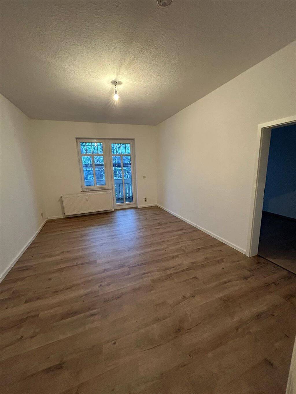 Vollvermietetes Mehrfamilienhaus mit Balkonen und Stellplätzen in guter Lage! – Chemnitz – Vorschaubild 5