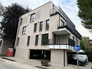 Erstbezug im Neubau – Moderne 3-Zimmer-Wohnung mit großem Balkon im Gerichtsviertel in Oldenburg – 26135 Oldenburg – Vorschaubild 2