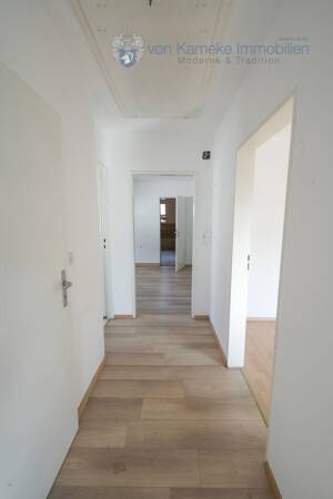 Großzügige DHH mit 2 WE auf 1.181m² Grundstück und Entwicklungspotenzial – 90765 Fürth – Vorschaubild 9