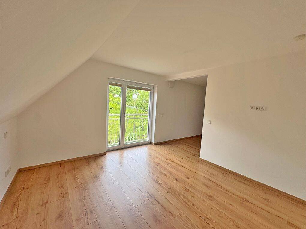 Familienhaus in ruhiger Naturlage - hochwertig wohnen mit Wohlfühlcharakter – Erlangen – Vorschaubild 5