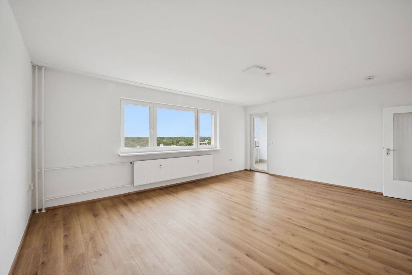 Wohnen mit Weitblick und Komfort - frisch sanierte Wohnung im Südwesten Berlins – Berlin – Vorschaubild 5
