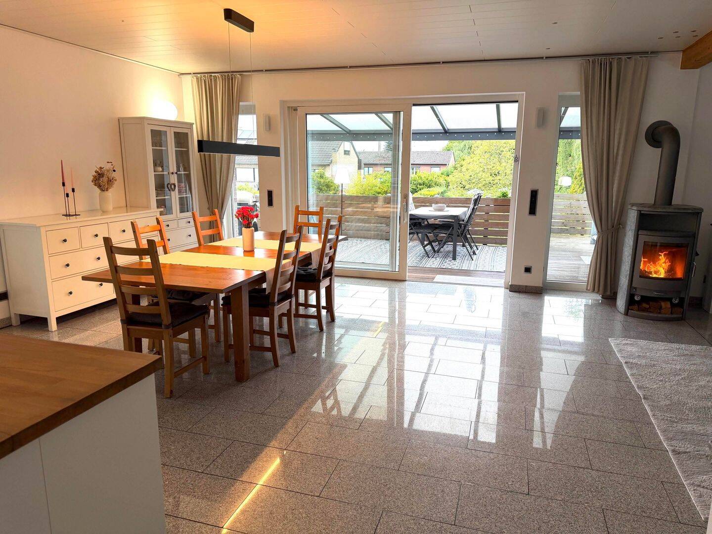 Großzügige Maisonettewohnung mit Garten und Stellplatz – Krefeld – Vorschaubild 3