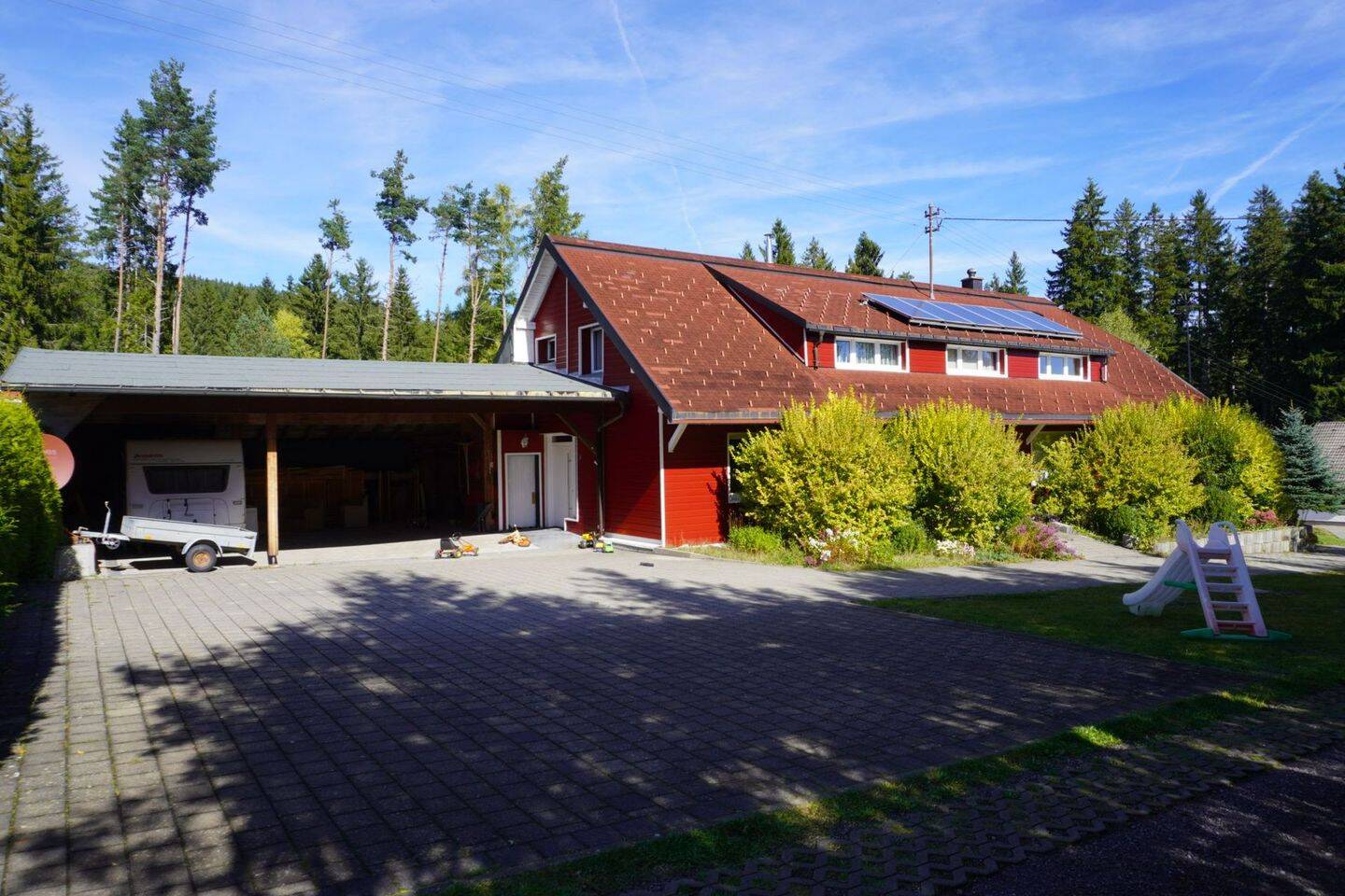 EFH mit Einliegerwohnung; Viel Platz in See- und Waldnähe, ideal auch für (Ferien-) Vermietung – Schluchsee – Vorschaubild 4