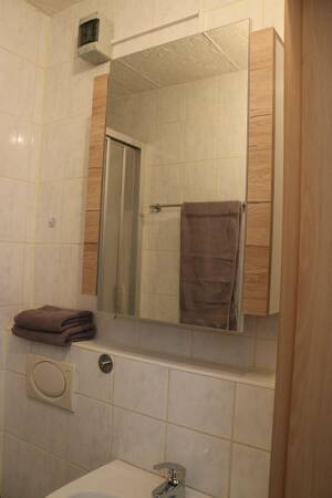 Ingolstadt, helle 2-Zimmer-Wohnung, komplett möbliert und ausgestattet, Balkon – 85055 Ingolstadt – Vorschaubild 5