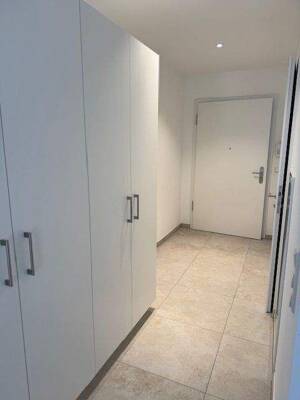32(App2) Neubau-helle, möblierte 1-Zi-Wohnung zum Innenhof im Alten Landratsamt – 91054 Erlangen – Vorschaubild 2