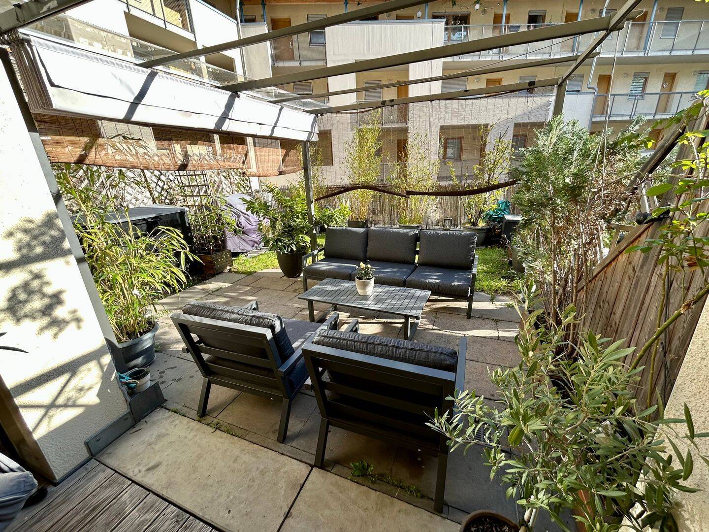 Möblierte 3-Zimmer-Wohnung mit großer Terrasse in Nürnberg St. Johannis / Großweidenmühle – Nürnberg – Vorschaubild 4