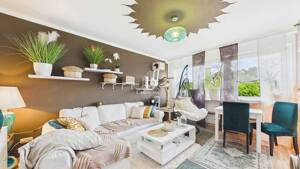 Gemütliche 2-Zimmer-Wohnung mit Loggia und Aufzug