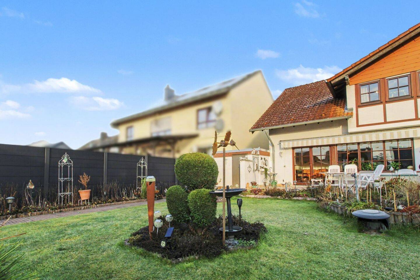Mehr Platz zum Leben - Doppelhaushälfte mit großzügigem Garten – Babenhausen – Vorschaubild 2