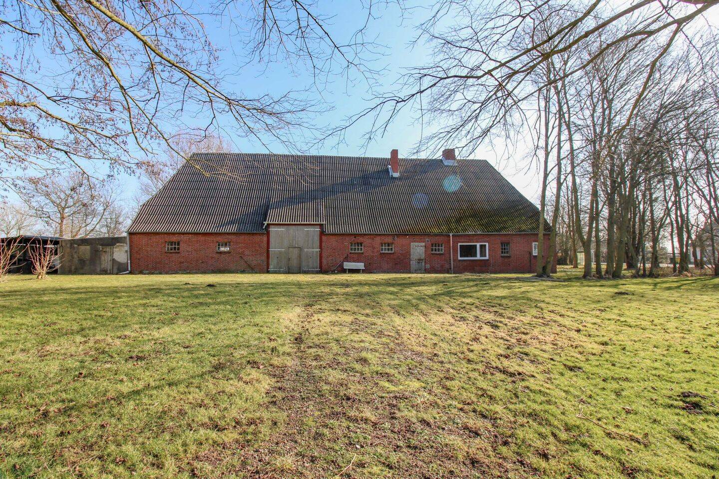 Renovierungsbedürftiges Bauernhaus mit Nordsee-Blick in Holzständerbauweise - 6WE möglich