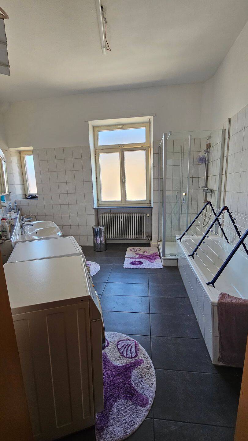 Große Eigentumswohnung im gepflegten Dreifamiilenhuas – Edesheim – Vorschaubild 9