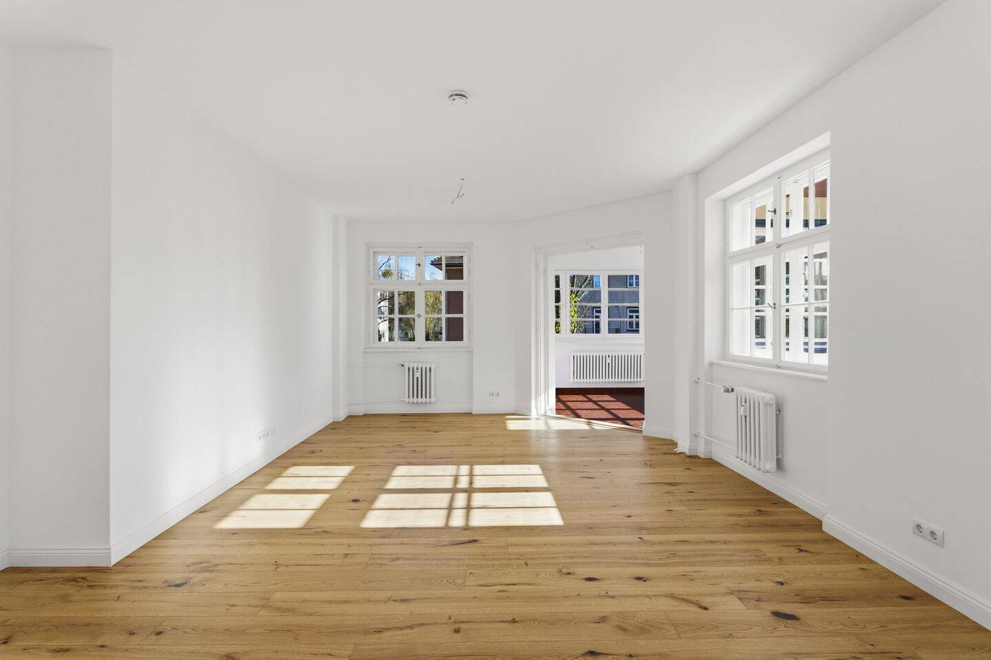 ** Top saniert und lichtdurchflutet! 5-Zimmer in Zehlendorf **