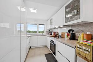 Exklusives Penthouse mit Neubaucharakter - großzügige Dachterrasse & Blick ins Grüne | 198 – 63073 Offenbach am Main – Vorschaubild 4