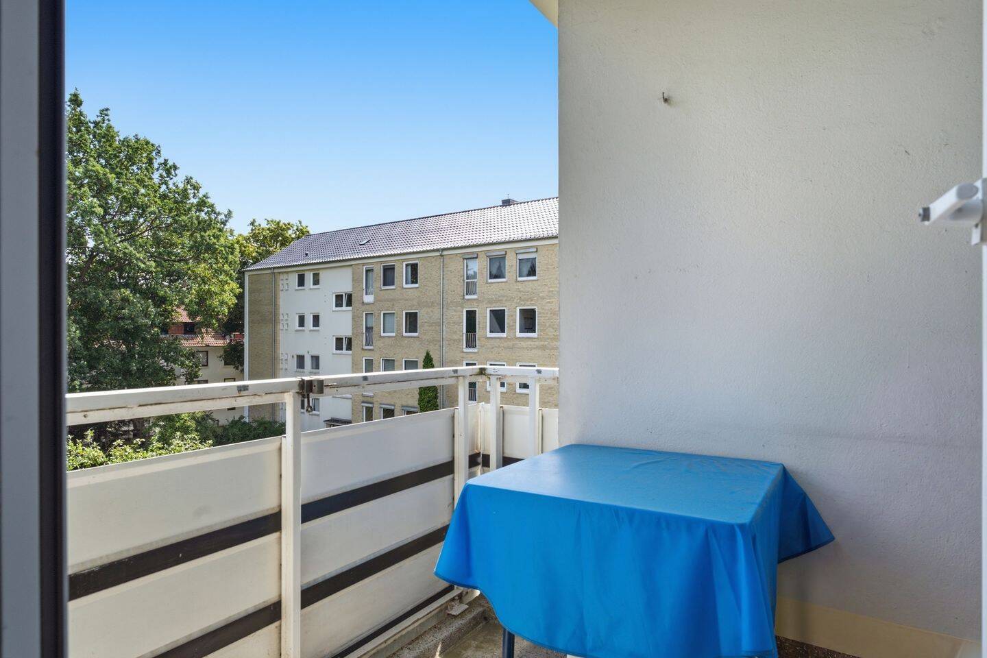 Bremen Schwachhausen: Tolle 2-Zimmer-Eigentumswohnung in gepflegtem Mehrfamilienhaus - frei – Bremen – Vorschaubild 7