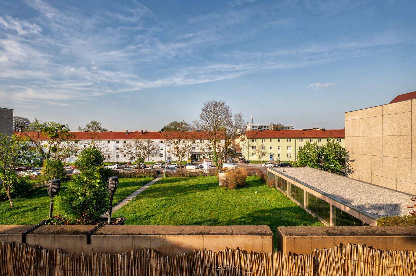 Sonnige Aussichten - Charmante 2-Zimmer-Wohnung mit großzügigem Balkon – München – Vorschaubild 6