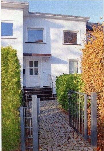 Gepflegtes Reihenmittelhaus mit großer Terrasse und Garten in Blankenese – Hamburg – Vorschaubild 2