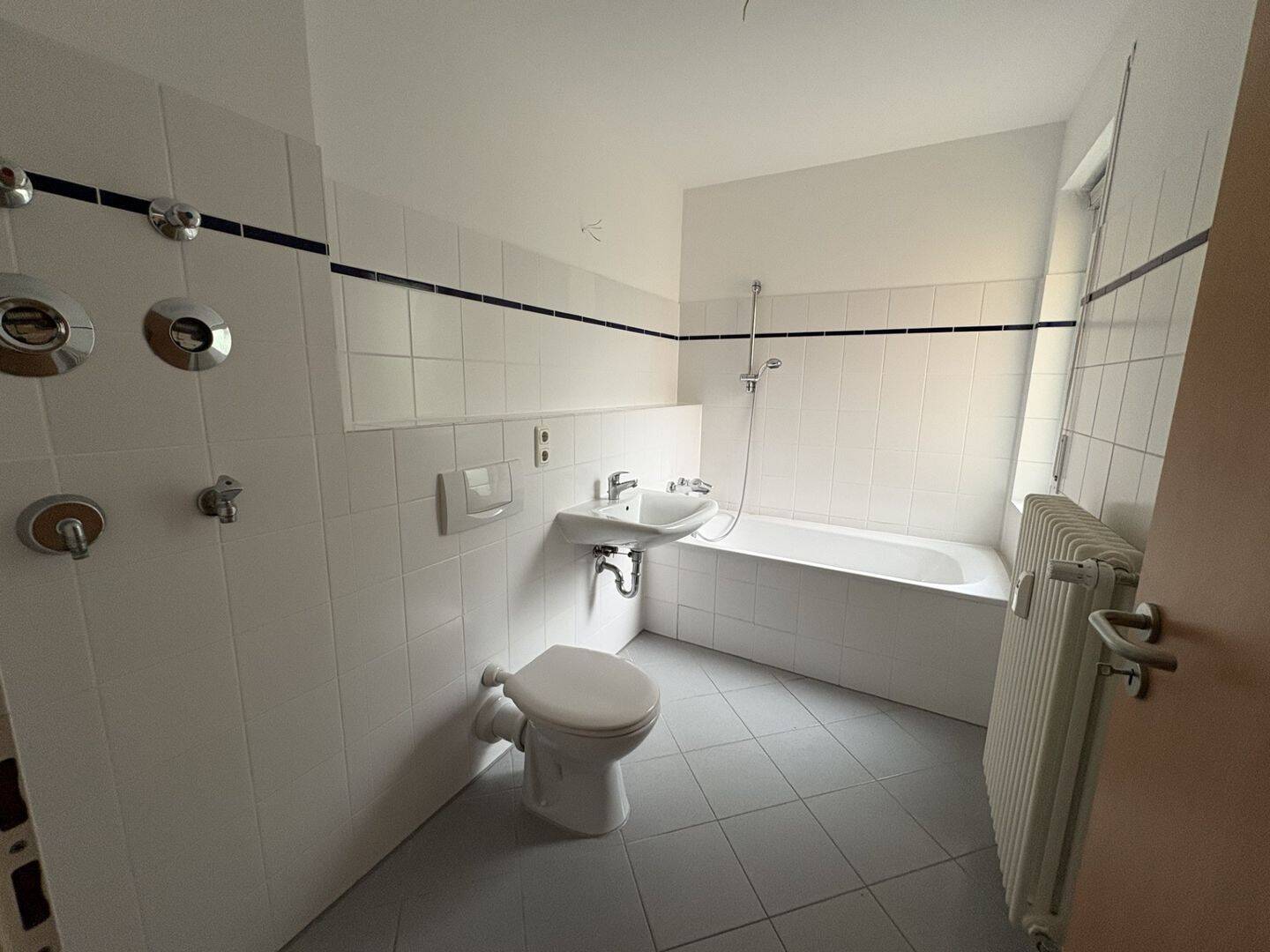 Viel Platz für kleine und große Wünsche! 3 Zimmer-Gartenwohnung ** Provisionsfrei** – Berlin – Vorschaubild 4