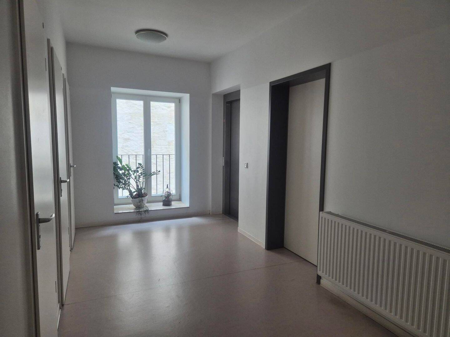 auch als langfristige Kapitalanlage geeignet: Vermietete 4-Zimmer-Wohnung mit Terrasse in Dresden-Plauen – Dresden – Vorschaubild 4