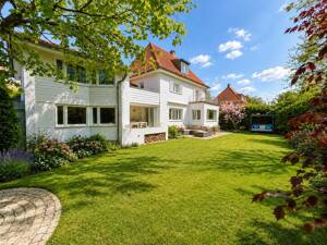 Charmante Stadtvilla mit separatem Gästehaus/Einliegerbereich in schöner und ruhiger Lage – 81377 München – Vorschaubild 1