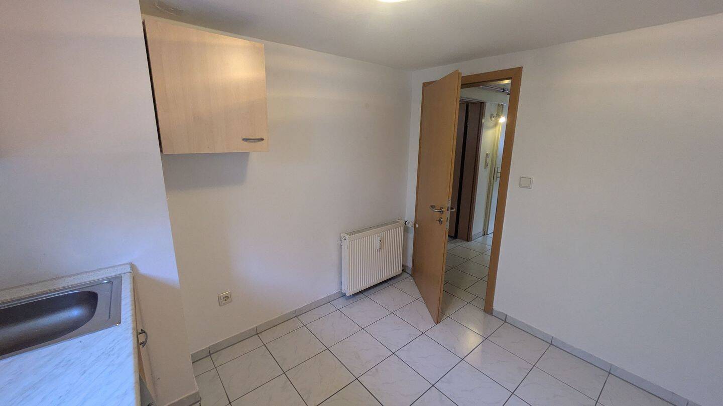 ## 1,5 Zi. , Küche , Duschbad, WC, Fliesen ## – Bremen – Vorschaubild 4
