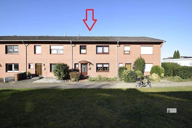 Reihenmittelhaus Ideal für Familie mit 2 Kindern + 2 Garagen + Einbauküche + Garten mit Holzhaus – Syke – Vorschaubild 2