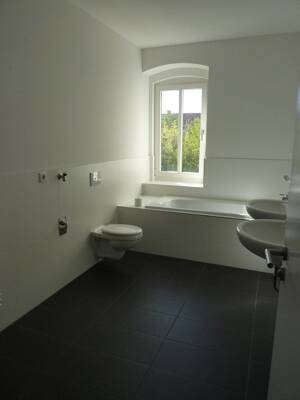 Moderne 4,5 Zimmer Wohnung mit Wohnküche – 6118 Halle (Saale) – Vorschaubild 6