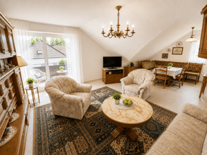 Idyllische Maisonette mit viel Platz zum Wohlfühlen und sonnigem Balkon – 46562 Voerde (Niederrhein) – Vorschaubild 2