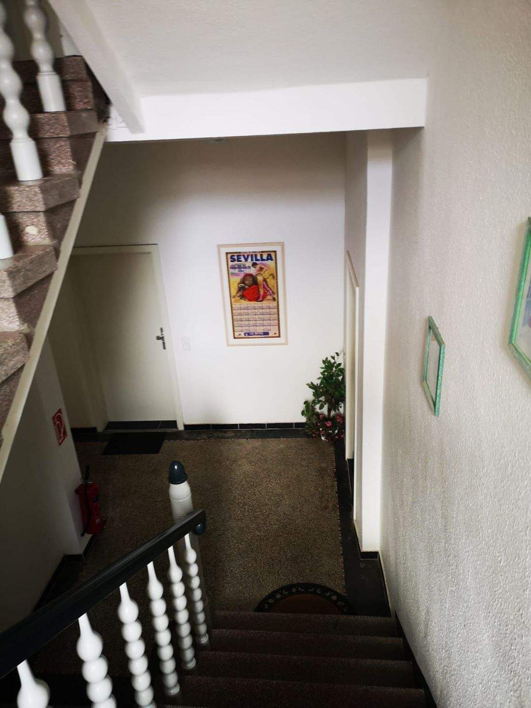 hübsche 2-Raumwohnung mit Wohnküche, Kaminofen und EBK – Erfurt – Vorschaubild 8