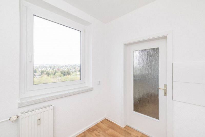 Balkon / Aufzug / Schöner Ausblick – Chemnitz – Vorschaubild 3