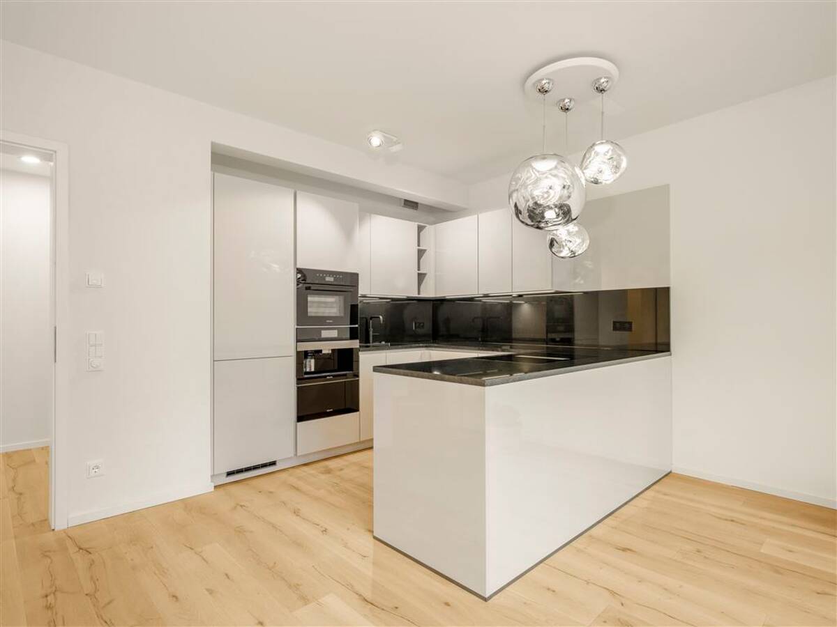 Luxuswohnung in Alsternähe – 22087 Hamburg – Bild 1 von 9