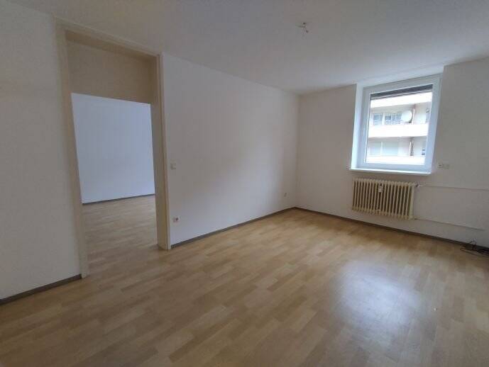 3-Raum-Wohnung mit Einbauküche, Nähe Nürnberg Hauptbahnhof, ohne Balkon – Nürnberg – Vorschaubild 9