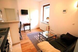 Wohnen im Kunst- & Kulturveedel Kölns: Möblierte 2-Zimmer Wohnung in Ehrenfeld – 50823 Köln – Vorschaubild 3