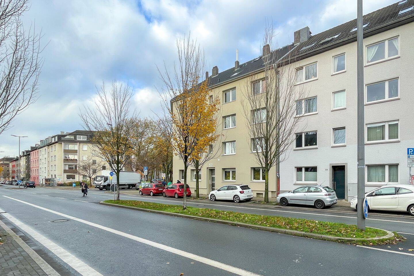 2,5 Zimmer - renoviert - zentrale Lage